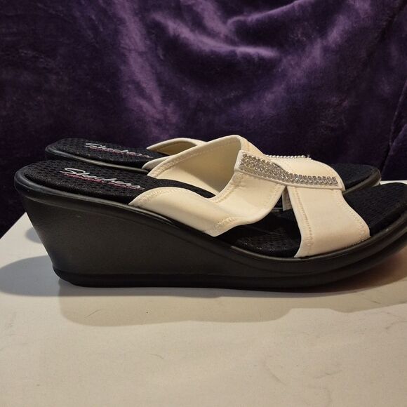 Skechers 10 White with Sparkle Gems Sandals - New - Picture 3 of 7